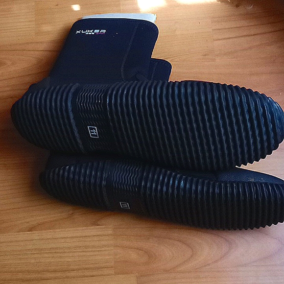 Xuker Diving Boots - Picture 4 of 4